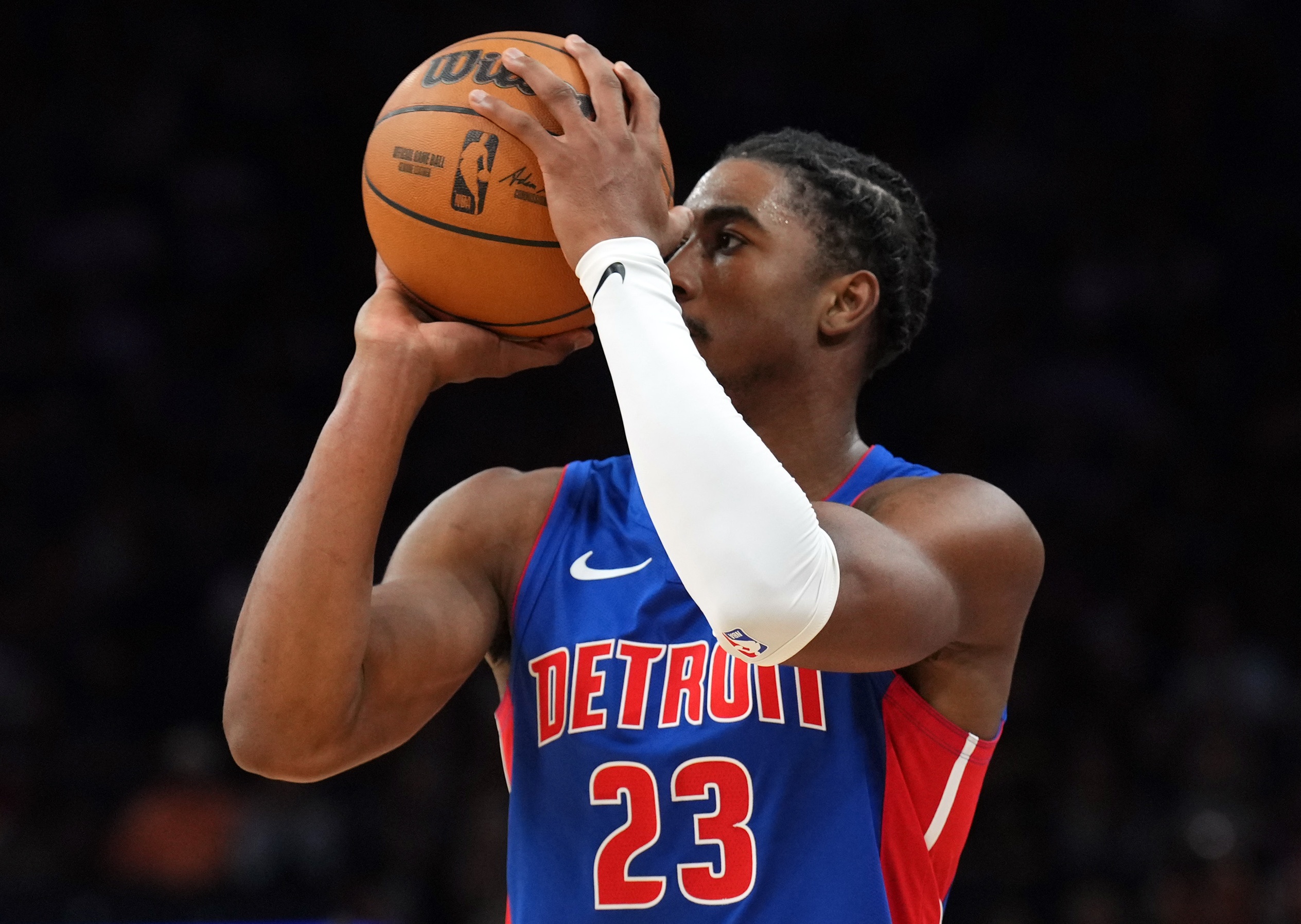 爱游戏官方入口-魔术绝地反击西班牙男篮，丹尼·格林爆发神勇的简单介绍