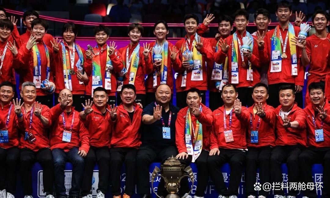 爱游戏入口-羽毛球队主教练发声，誓言带队登顶