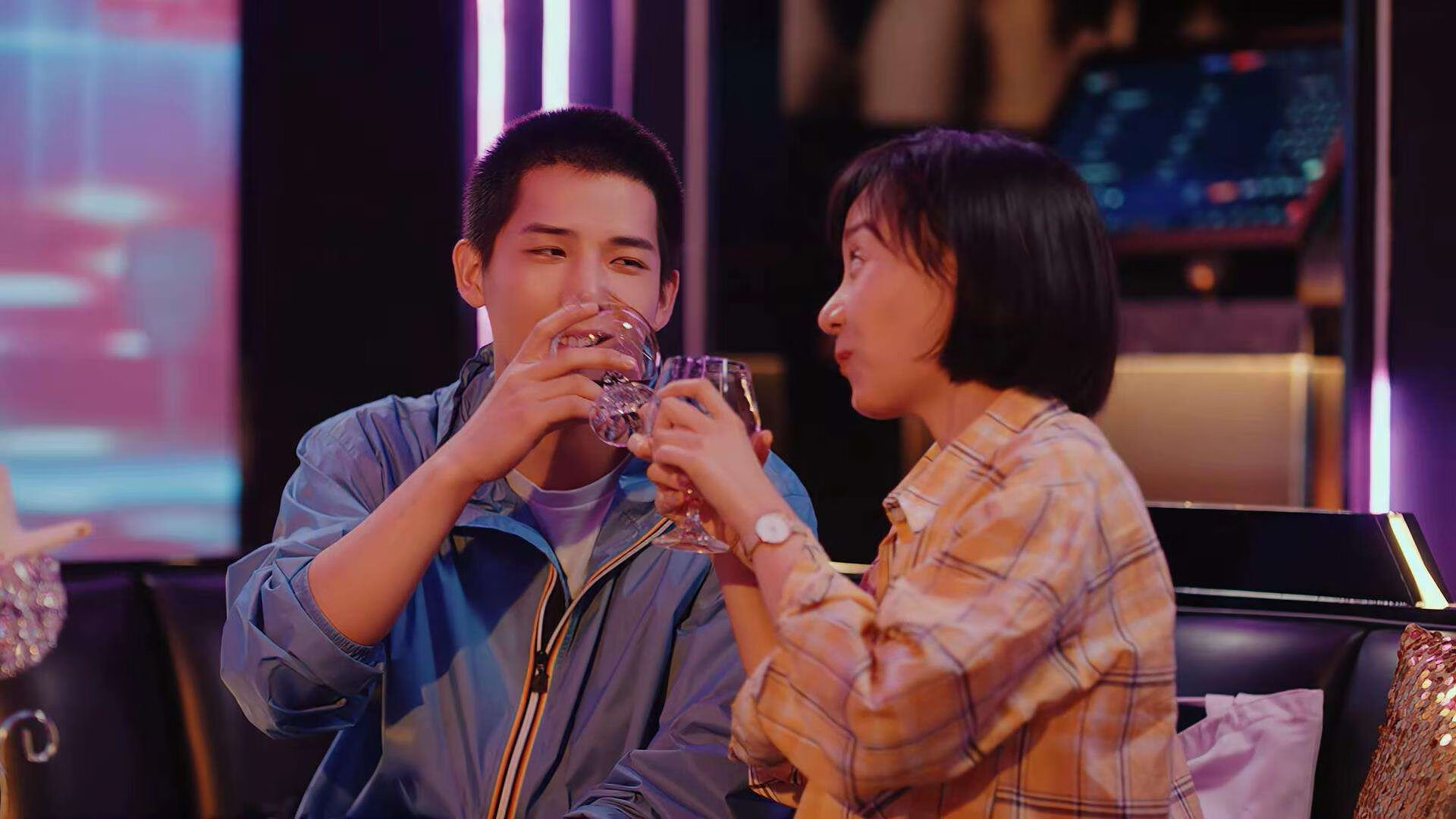 一日双城记,圣西罗的战术博弈与墨西哥城的晋级狂喜