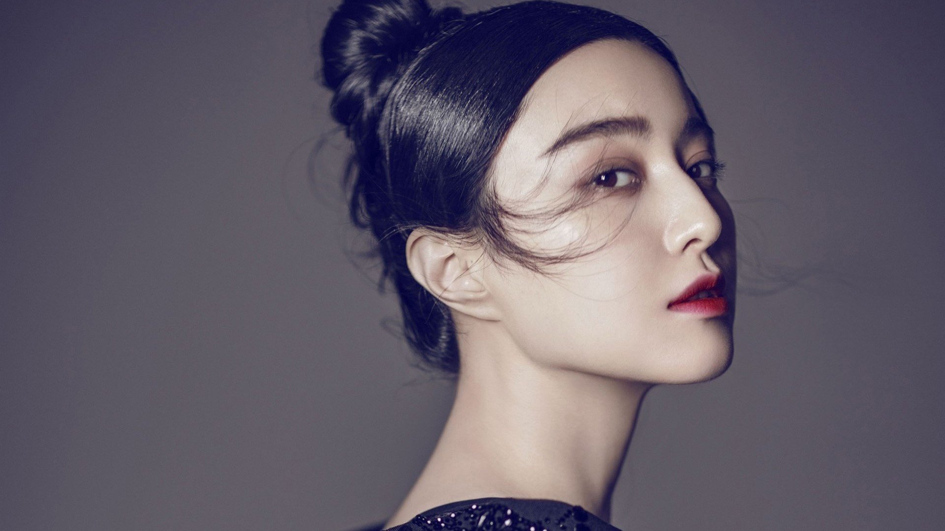 沉睡的利器已然苏醒，阿尔瓦雷斯的手术刀，精准切开丹麦防线